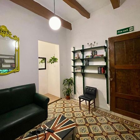 Your Apartment Floriana Esterno foto