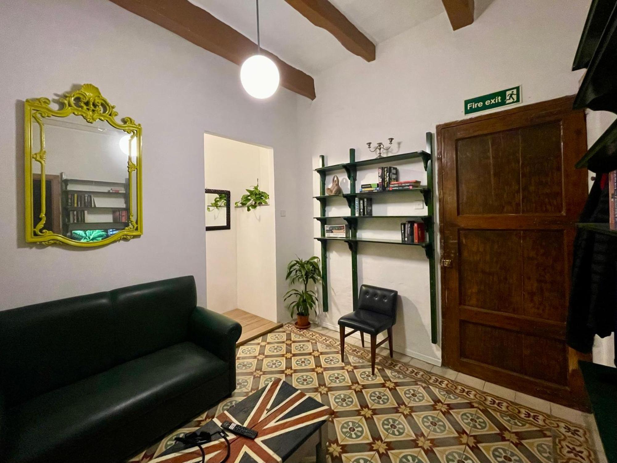 Your Apartment Floriana Esterno foto