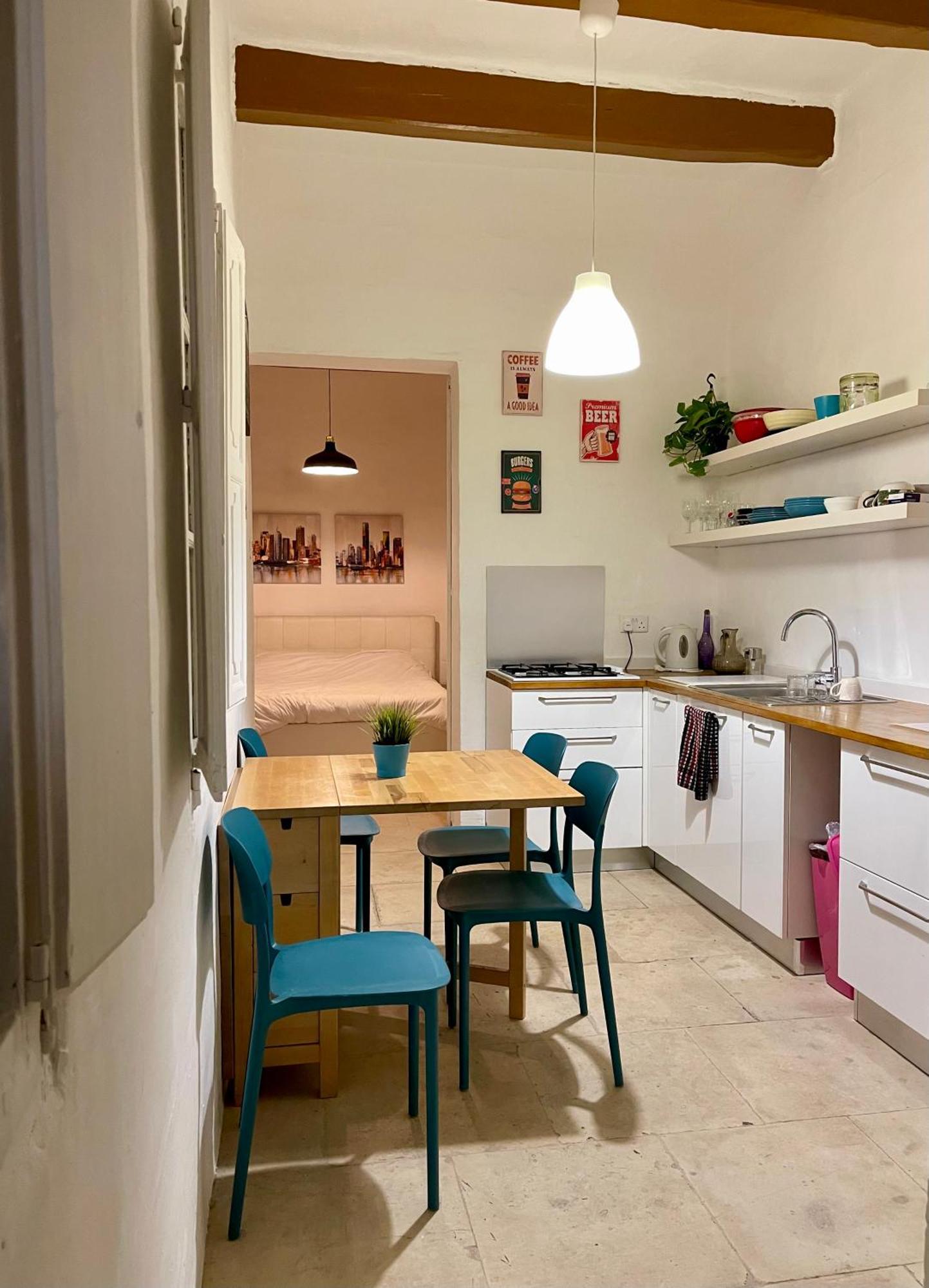 Your Apartment Floriana Esterno foto